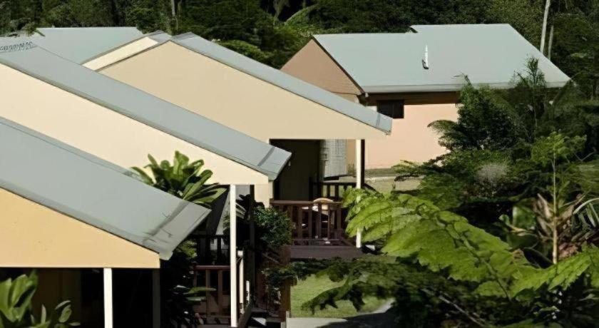 Governors Lodge Resort Hotel Burnt Pine Exterior foto