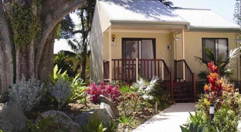 Governors Lodge Resort Hotel Burnt Pine Exterior foto